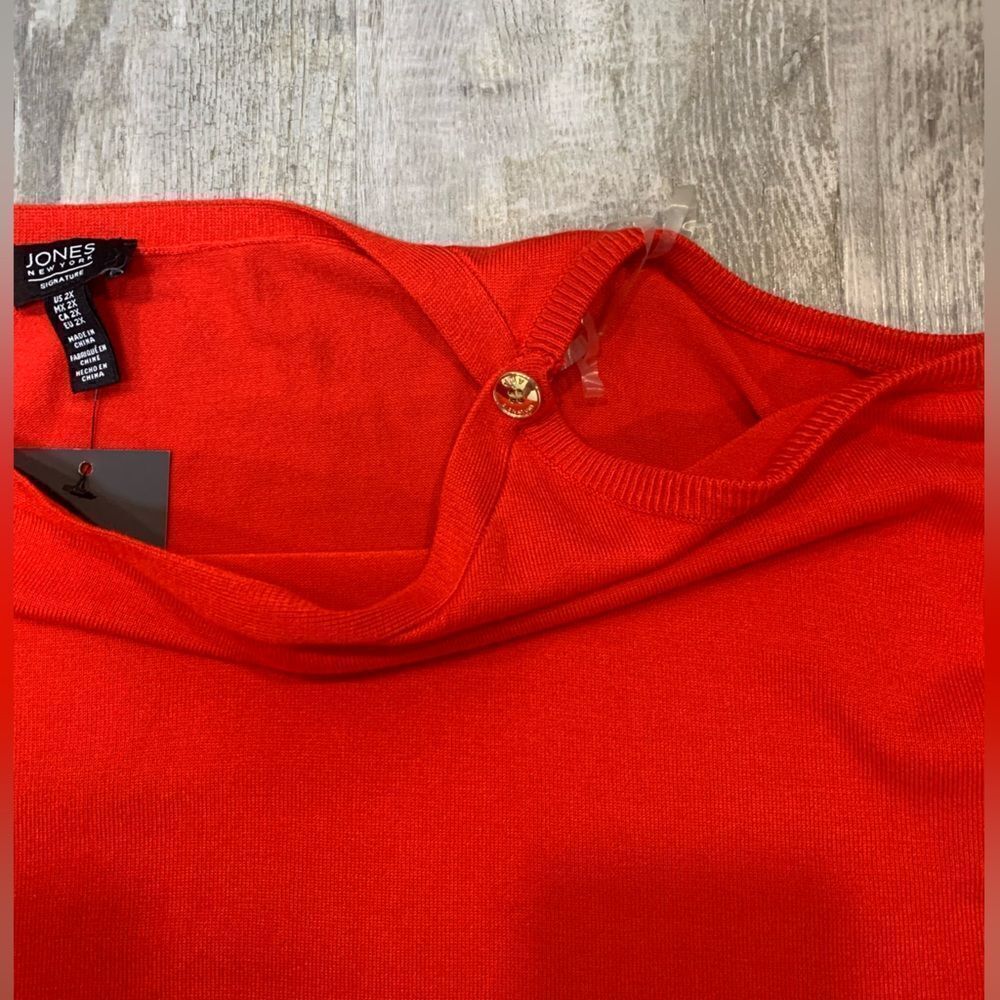NWT Jones New York Red Long sleeve peep shoulder with gold bottom detai… - Picture 8 of 13
